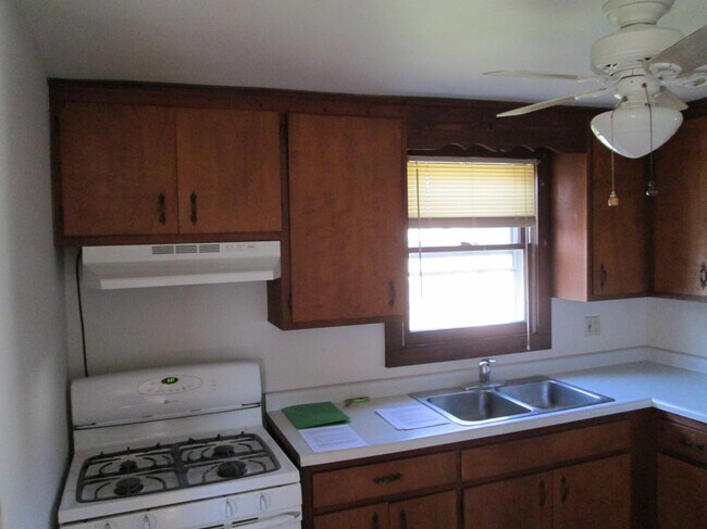 Cocina - 420 Pontiac St