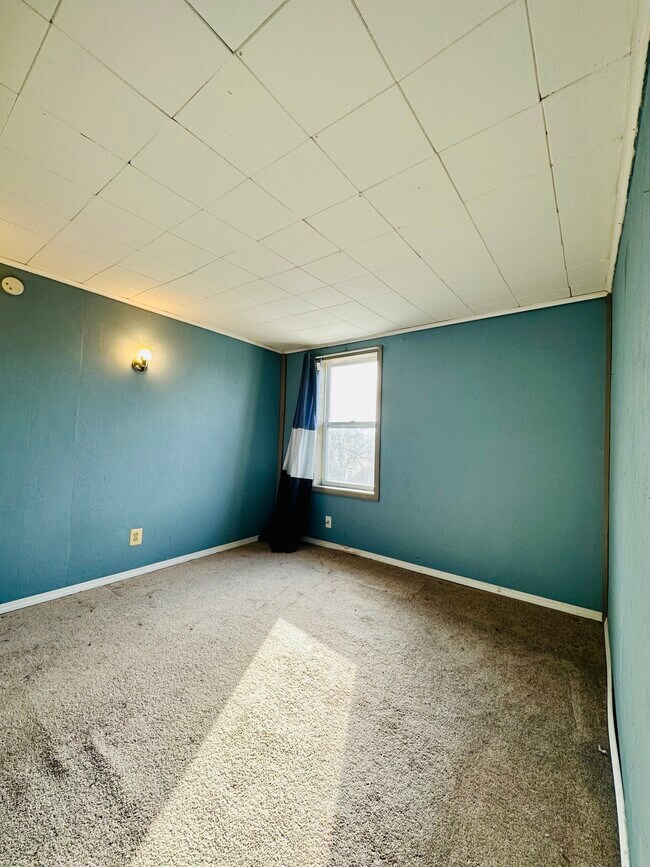 Building Photo - 24 Haller Ave