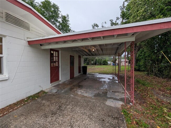 Foto del edificio - 208 Oakwood Dr