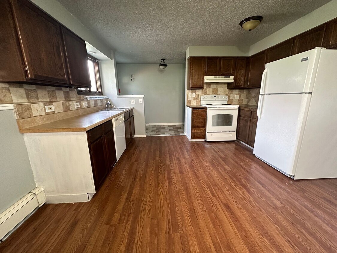 Primary Photo - 502 4th Avenue