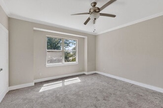 Building Photo - 1703 Ash Crescent St