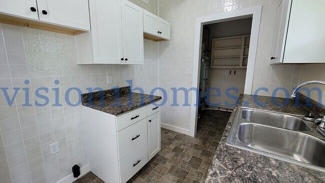 Foto del edificio - 1605 Karen St
