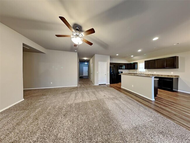 Foto del edificio - 9629 Kindsey Ave