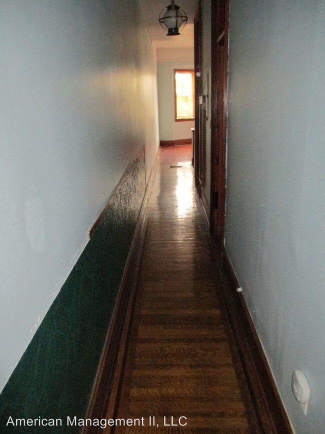 Building Photo - 1708 Eutaw Pl