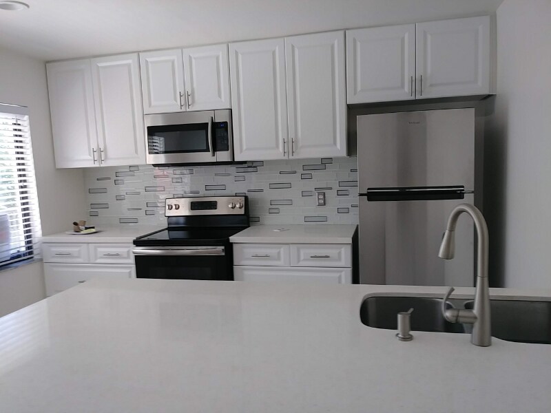 Foto principal - 1601 Big Tree Rd