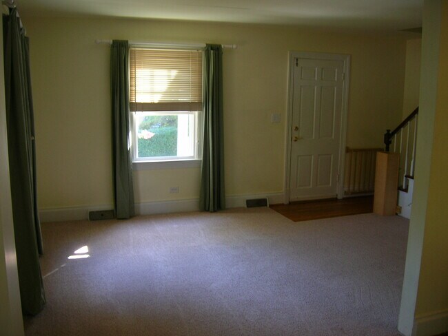 Building Photo - 1217 Meriwether St