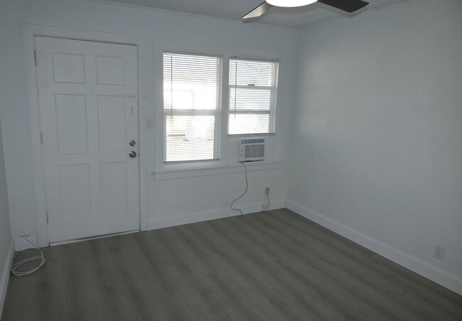 Foto del edificio - Resident Benefit Package Property