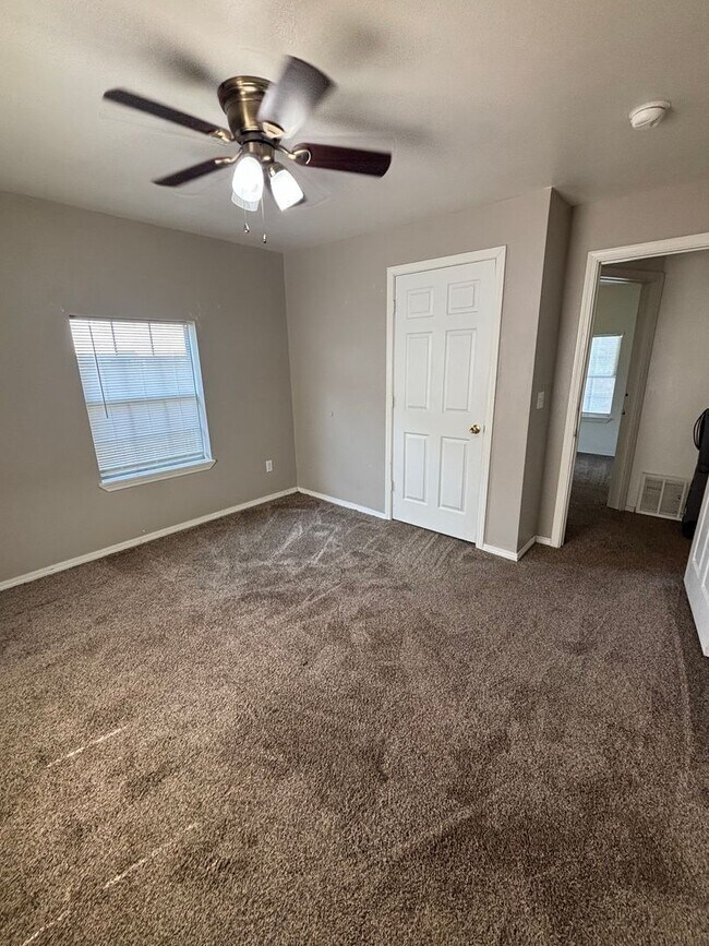 Foto del edificio - 2 Bed Duplex in Pryor