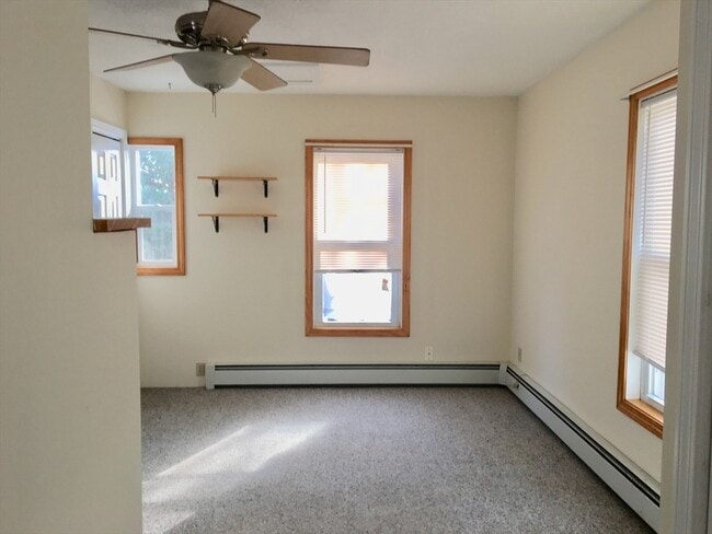 Building Photo - 17 Hudson St