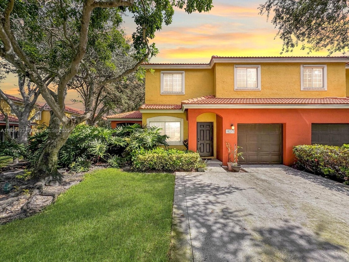 Primary Photo - 10341 SW 18th St