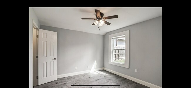 Room #3 - 1029 Spooner St