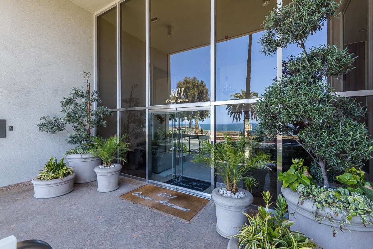 Foto principal - 801 Ocean Ave