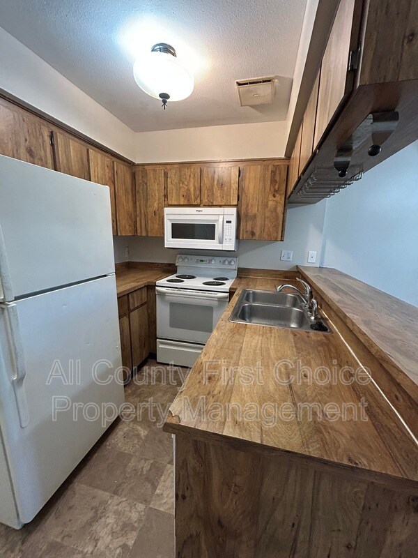 Foto del edificio - 6600 121st Ave N
