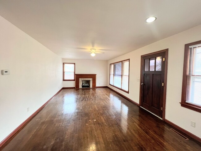 Foto del edificio - Charming 3-Bedroom Home in Kingman