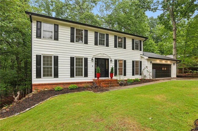 Building Photo - 2063 Six Branches Dr