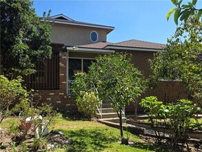 Building Photo - 3255 Henrietta Ave