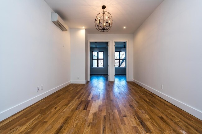 Building Photo - 181 Palmetto St