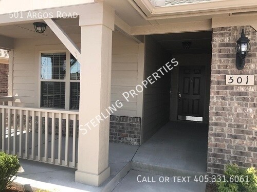 Building Photo - 4 Bedroom 2 Bath 2 car garage home in Yukon