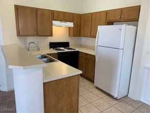 Building Photo - 1881 W Alexander Rd