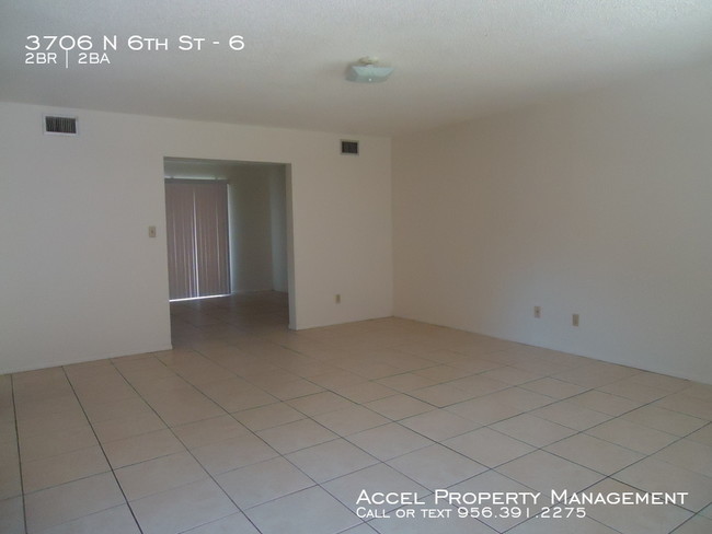 Foto del edificio - 3706 N 6th St