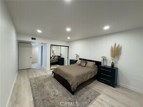 Building Photo - 2110 Palos Verdes Dr N