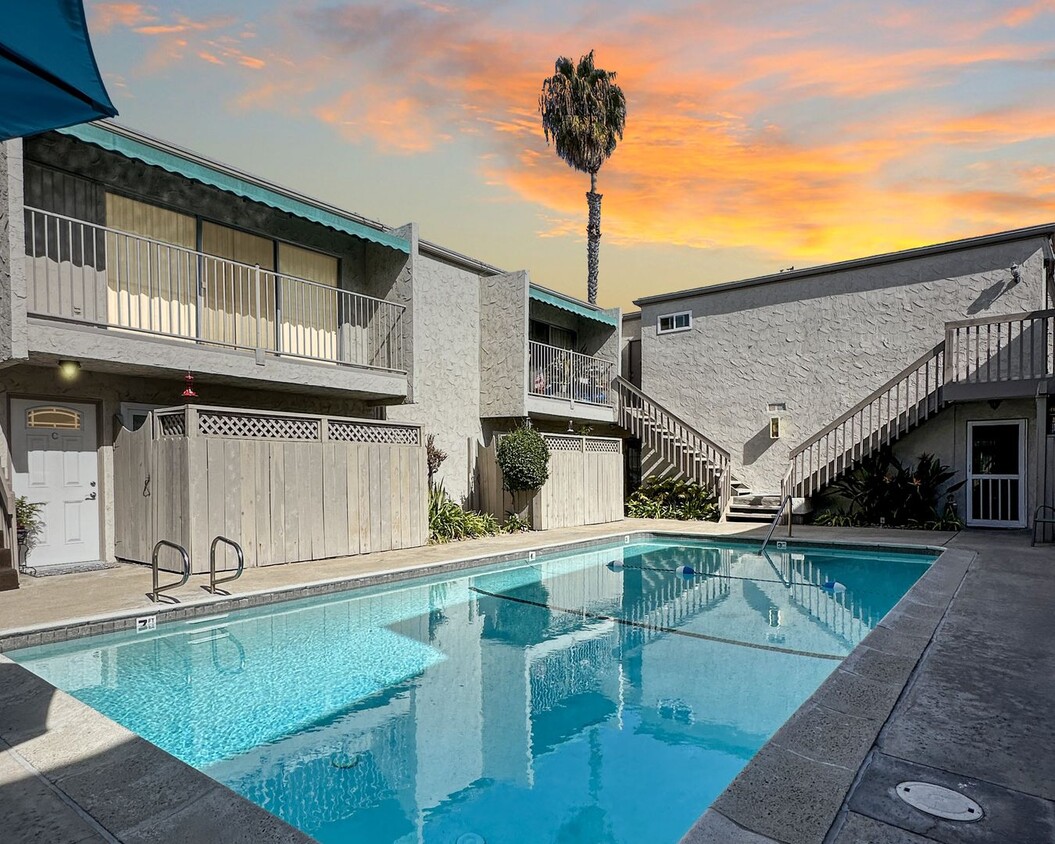 Primary Photo - One Bedroom in Pacific Beach!!