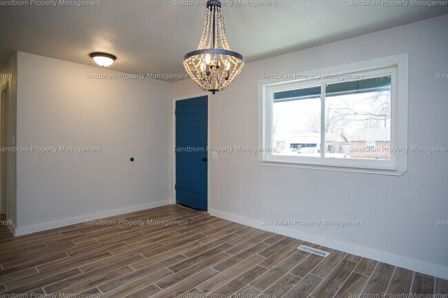 Foto del edificio - FOR LEASE | Broken Arrow | $1600 Rent | 3 ...