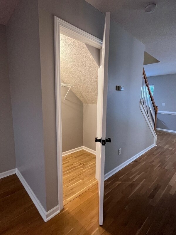 Foto del edificio - 530 City Park Dr