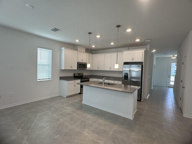 Foto del edificio - 1833 Cockpit Ln