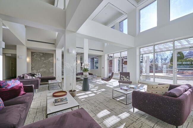 Foto del edificio - 950 Massachusetts Ave