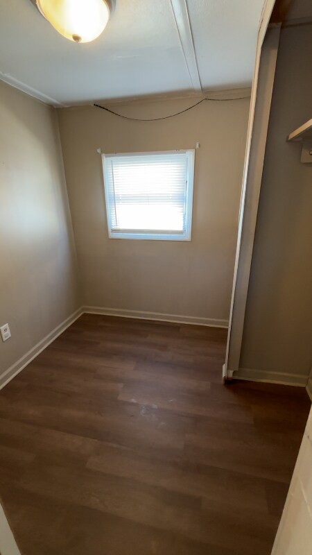 Foto del edificio - 1716 E Market Ave