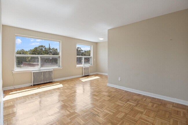 Building Photo - East York Apartments