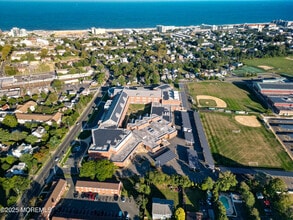 Building Photo - 364 Westwood Ave