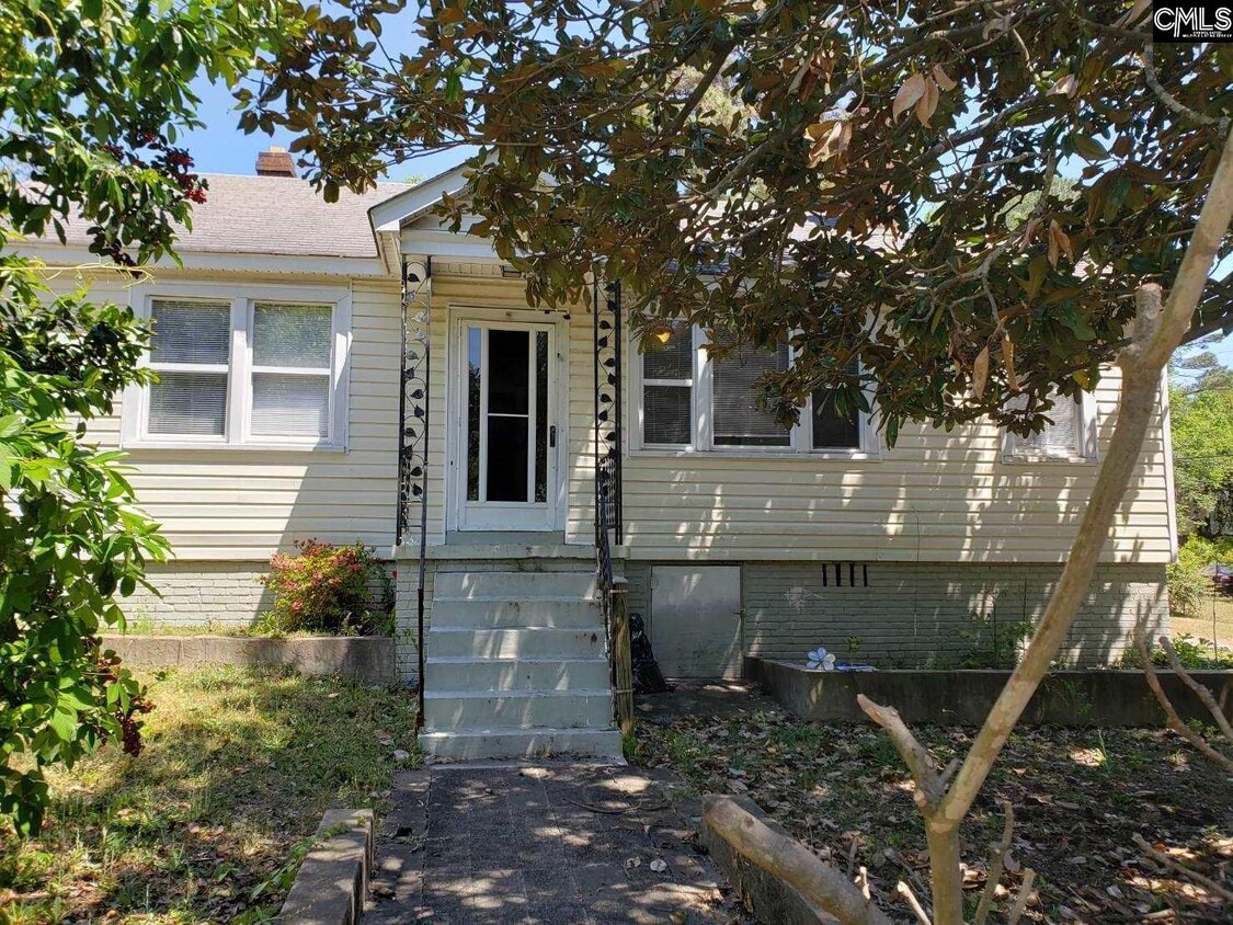 Primary Photo - 221 Hanover Ave