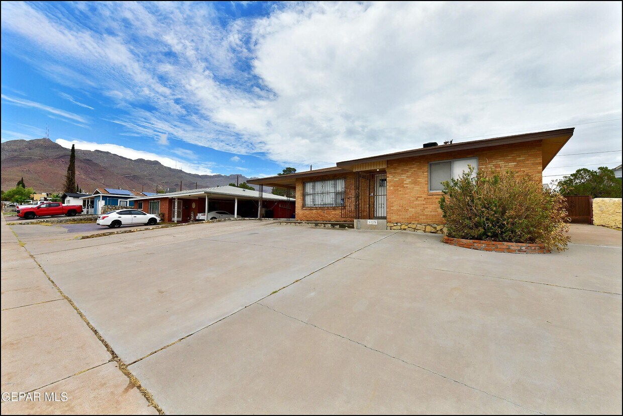 Foto principal - 3125 Hamilton Ave