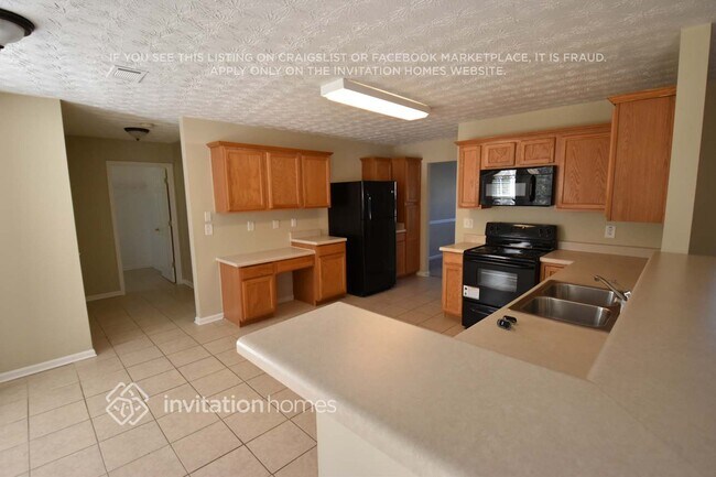 Foto del edificio - 830 Creek Cove Way