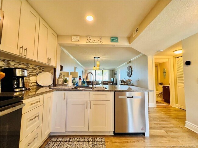 Foto del edificio - 7380 S Ocean Dr