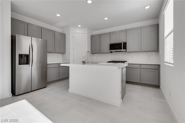Building Photo - 10728 Rhinehill Ave
