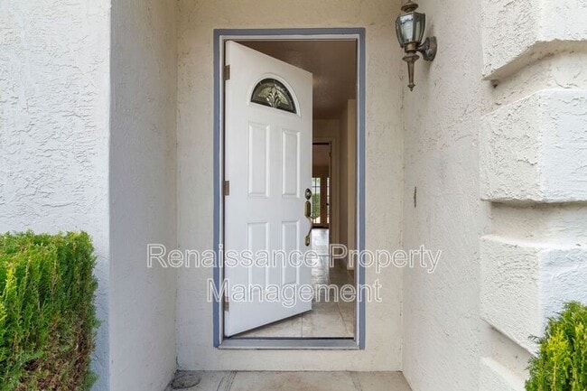 Foto del edificio - 677 Chardonnay Dr