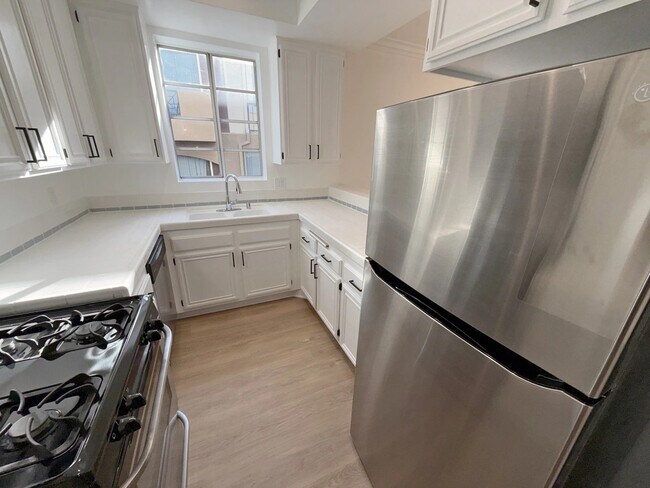 Foto del edificio - 15507 Moorpark St