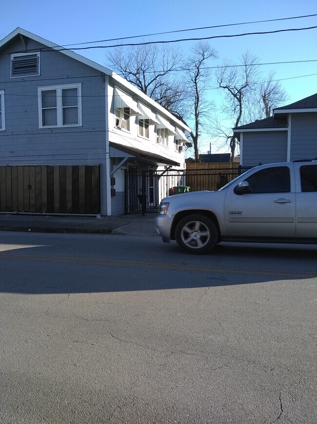 1410 Quitman St, Houston, TX 77009 Apartments Houston, TX