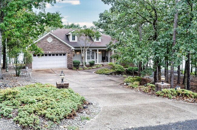 Foto del edificio - Lake Balboa | Home | Unfurnished