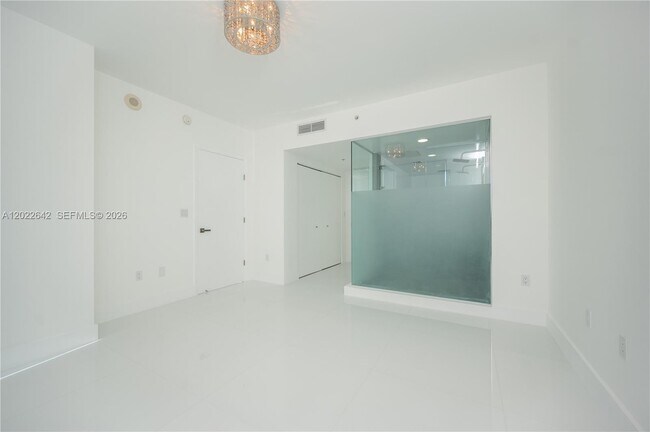 Foto del edificio - 92 SW 3rd St