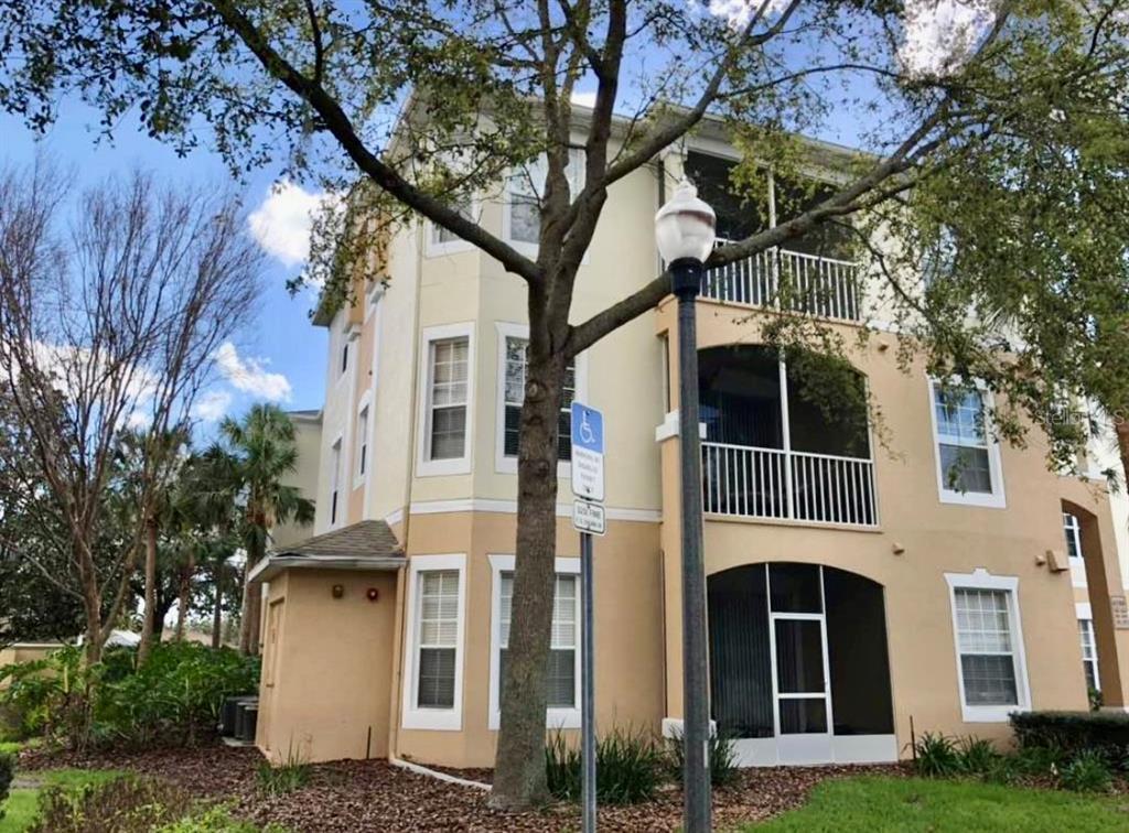 Foto principal - 6100 Stevenson Dr