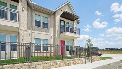 Building Photo - Village at Lexington Ranch