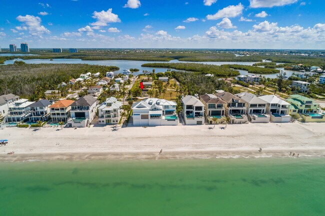 Foto del edificio - 27551 Hickory Blvd