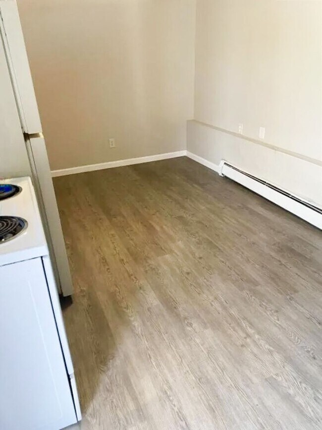 Foto del edificio - 1431 E Evans Ave