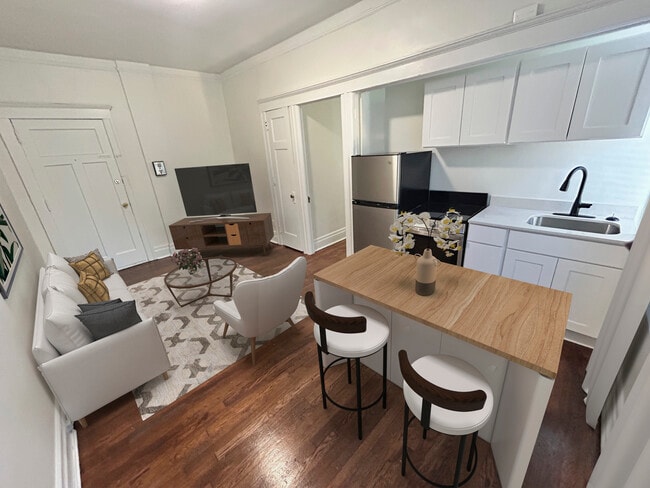 Building Photo - The Amo