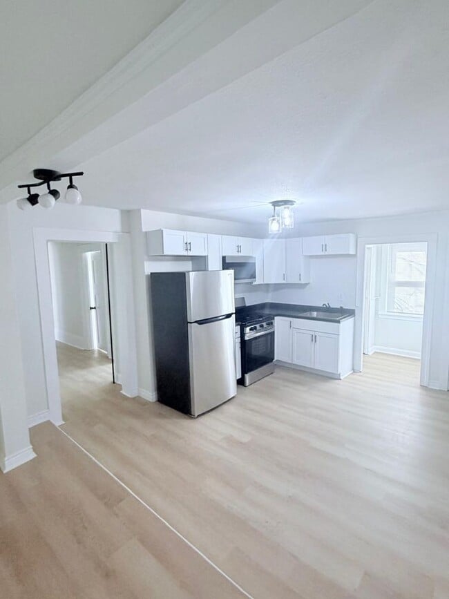 Foto del edificio - 2604 W 27th St