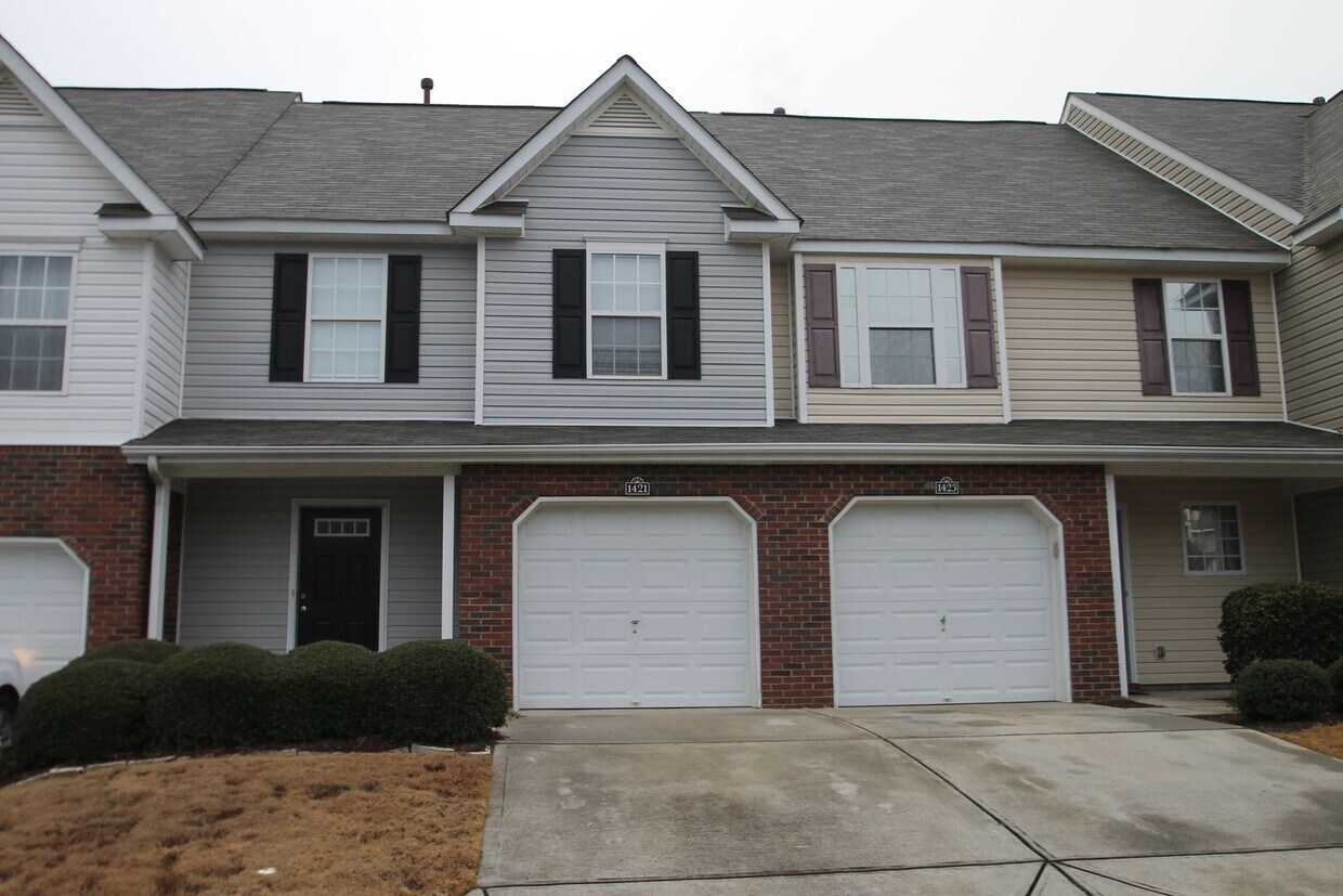 Building Photo - Exclusively Offered by Muse Realty Rentals